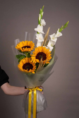 Букет " Школьный звонок" с подсолнухом арт 15231Дв